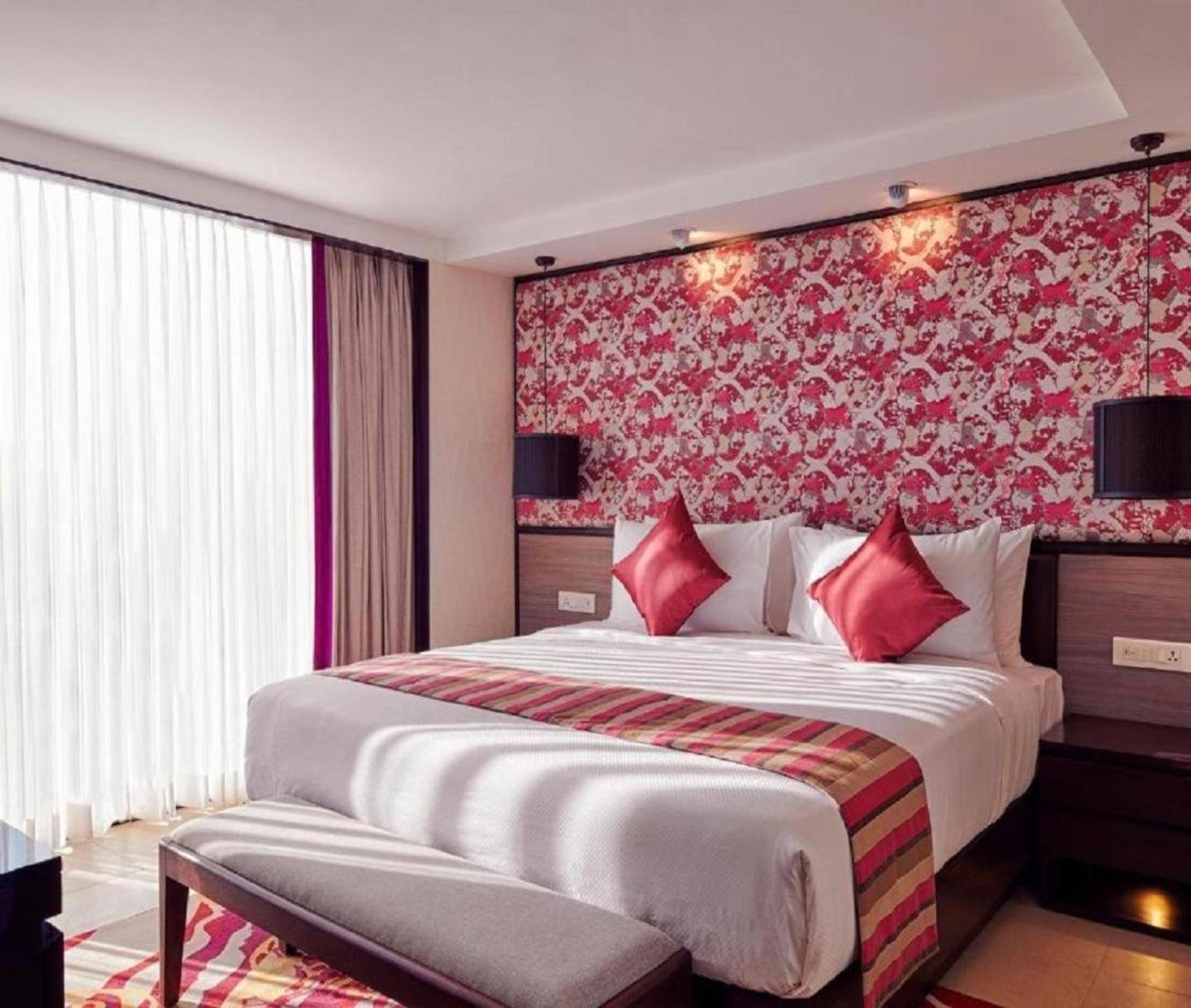 Hotel Aela Grand Near Delhi Airport By La Casa นิวเดลี ภายนอก รูปภาพ